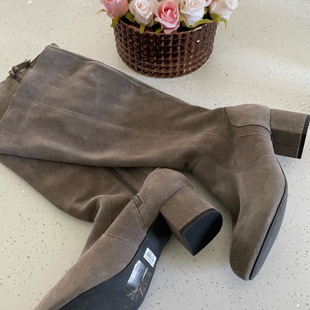 Torrid grey sued mini block knee boots 10W